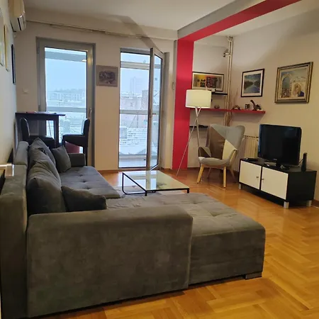 Flat Near Waterfront *