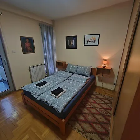 Flat Near Waterfront Apartment